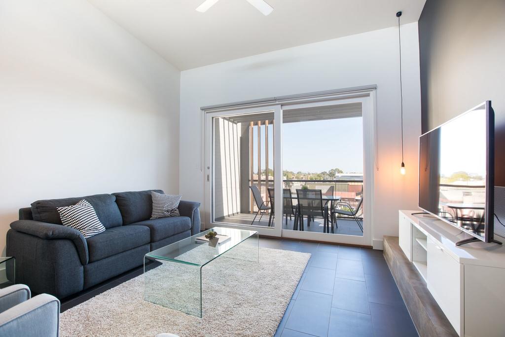 Magnificent Apartment + Free Car Park Near Cbd 애들레이드 외부 사진